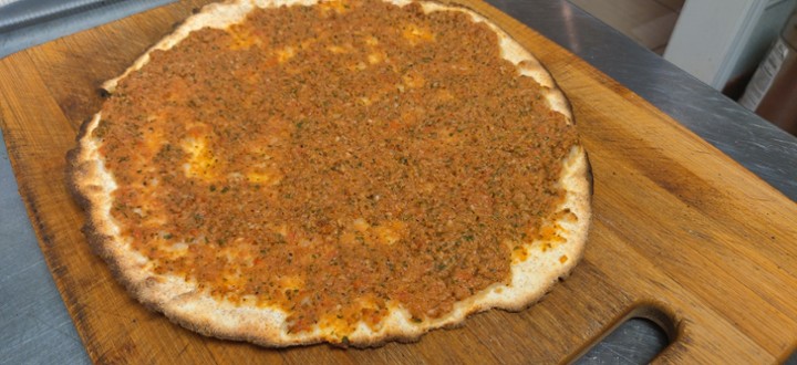 Lahm-b-ajin Flatbread