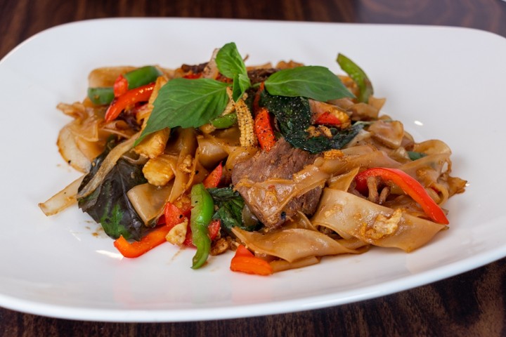 Pad Khee Mao/ Drunken Noodle (Spicy)