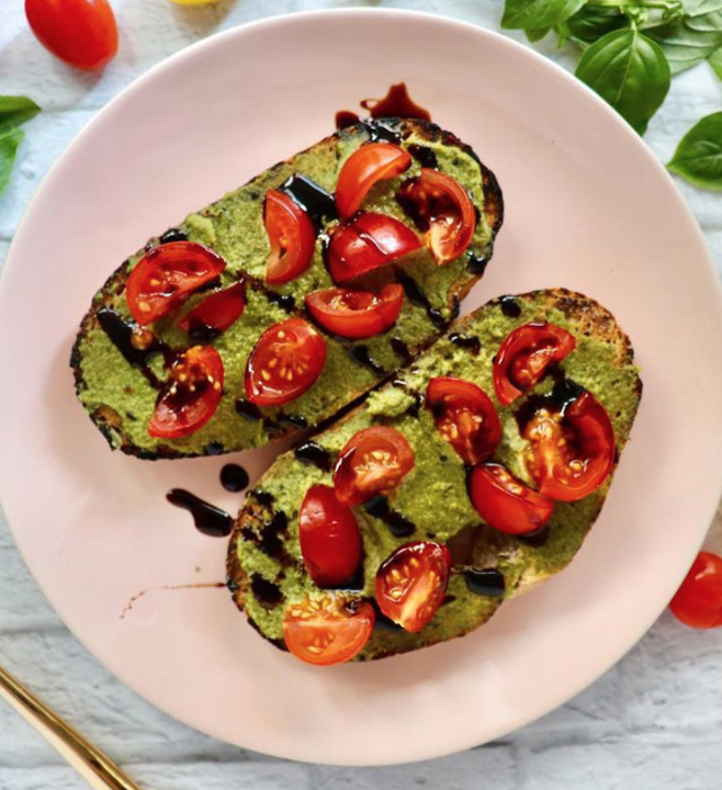 Bruschetta Pesto Toast