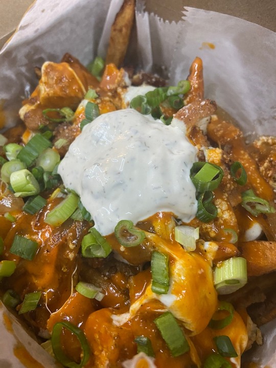 BUFFALO CHICKEN LOADED FRIES