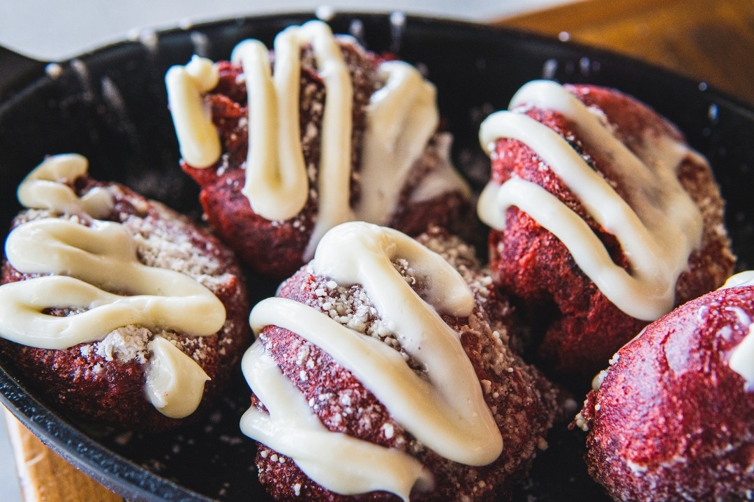 Red Velvet Oreos