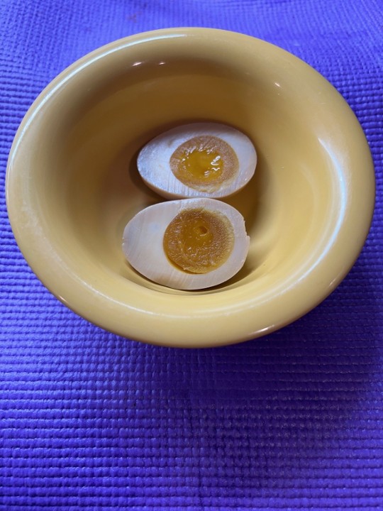 Boiled Eggs (1 whole / 2 halves)