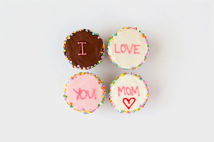 I Love You Mom Cupcake 4-box