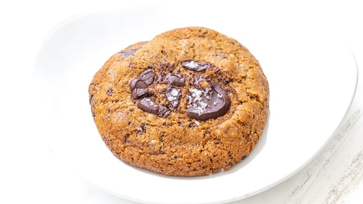 VEGAN WALNUT CHOCOLATE CHIP COOKIE