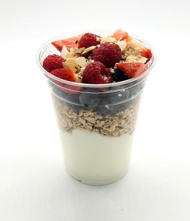 Yogurt & granola (veg)