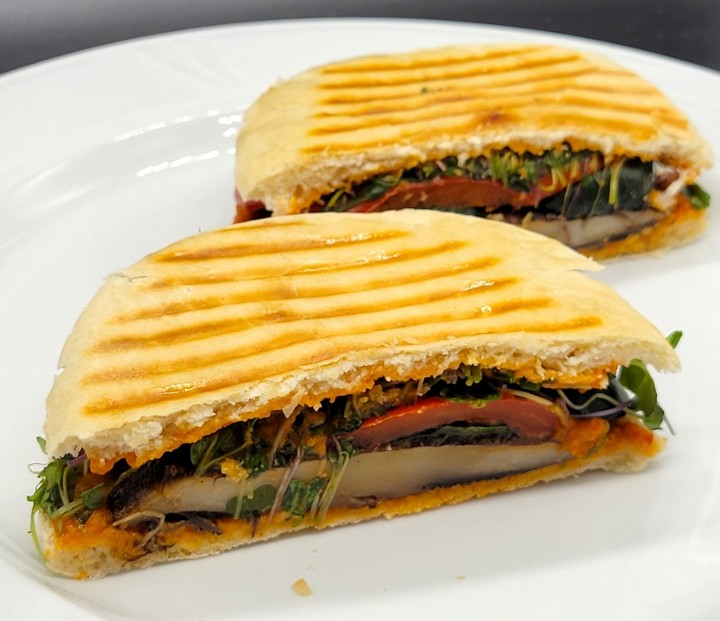 Grilled veggie panini (v)