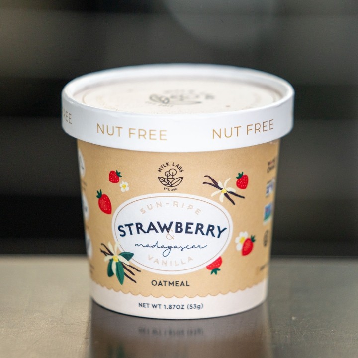Strawberry & Madagascar Vanilla Oatmeal Cup *Nut Free*