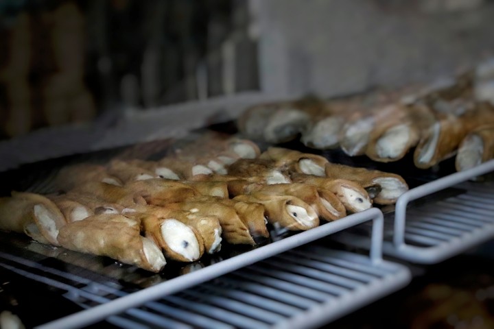 Mini Plain Cannoli