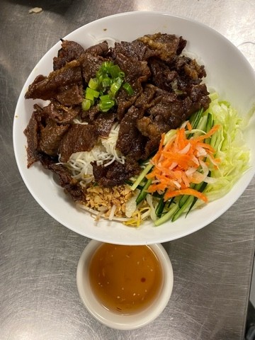 VG03. Grilled Beef Vermicelli