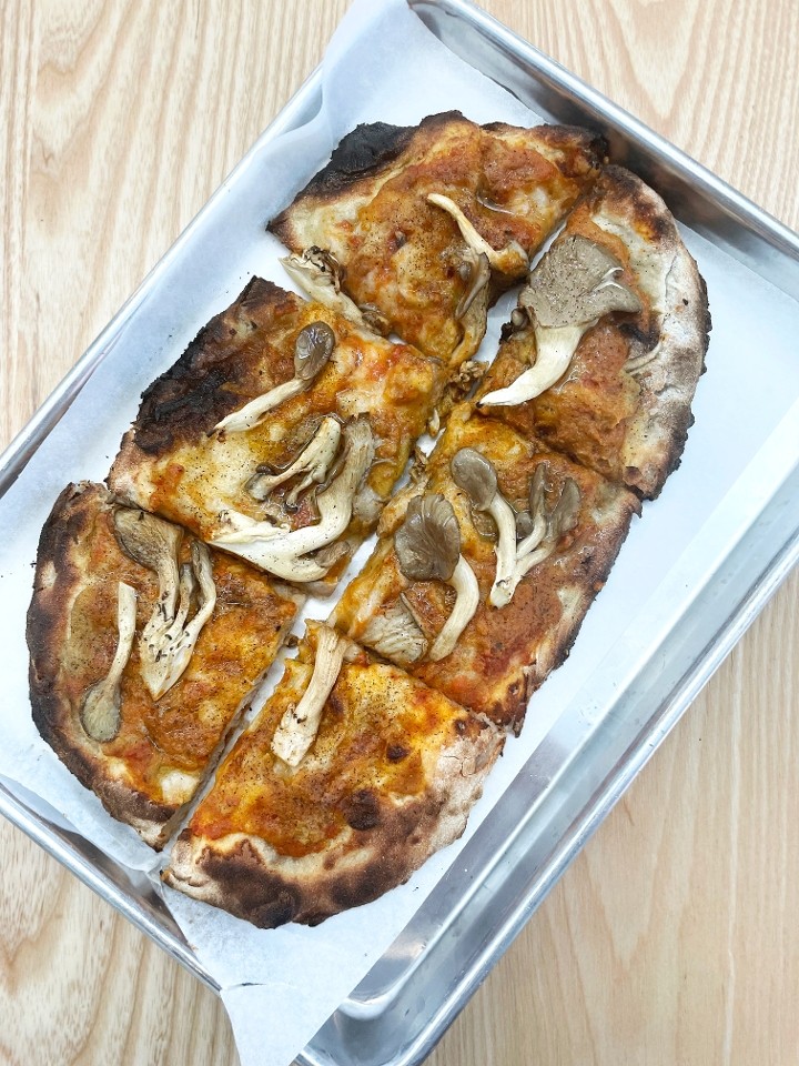 Pinsa Romana Caramalized Onion And Truffle