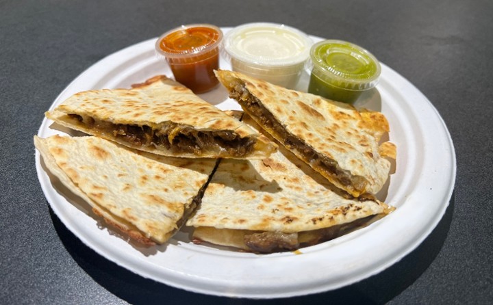 Quesadilla Carnitas