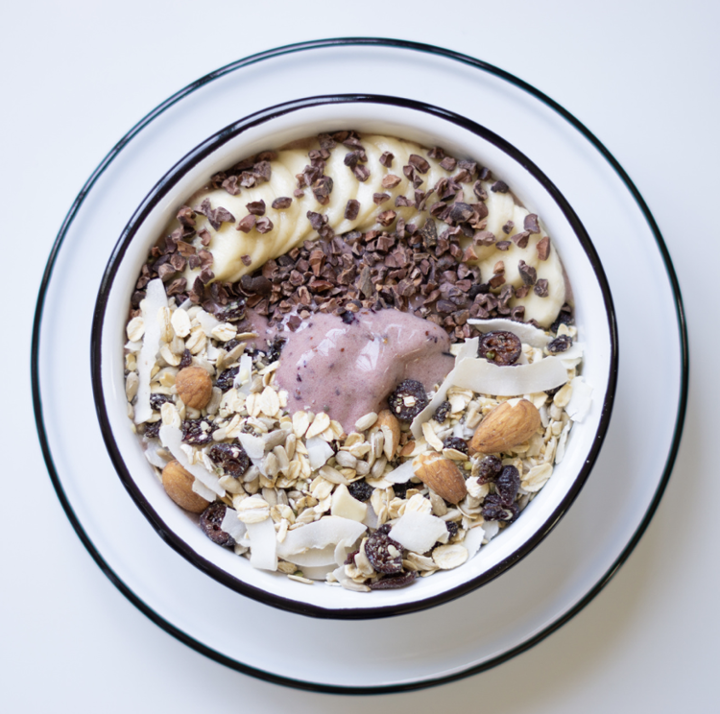 Build your own smoothie bowl