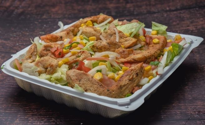 ENSALADA DE POLLO A LA PLANCHA / GRILLED CHICKEN SALAD