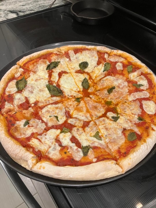 18" MARGHERITA PIZZA