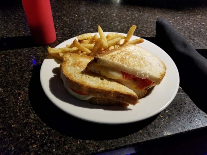 Momma’s Grilled Cheese