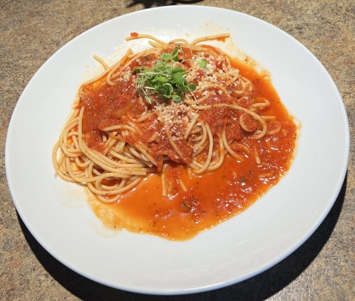 Spaghetti in Marinara Sauce