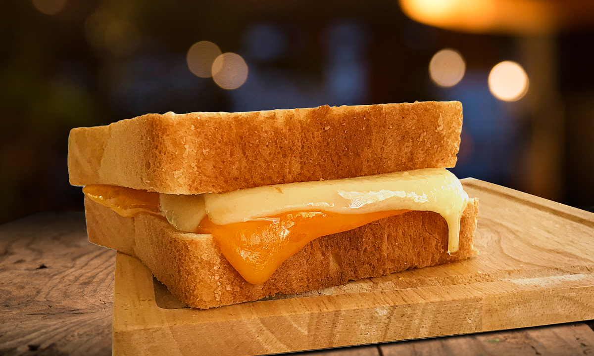 Cheesy Grilled Cheese Sandwich