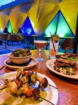 Keys Lounge 533 NE Killingsworth Street