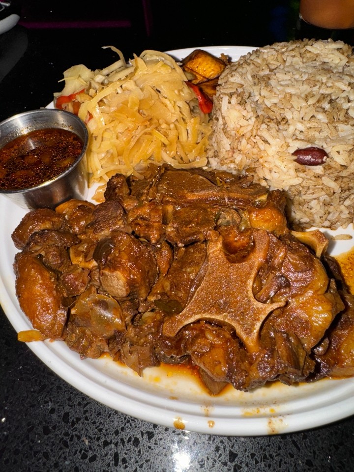 OXTAIL Entree