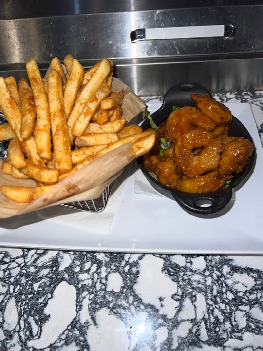 12 Jumbo Fried Shrimp & Fries