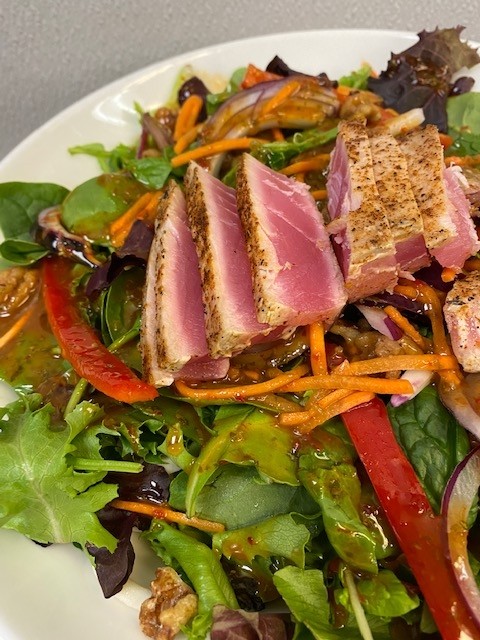Lo Mein Ahi Tuna Salad
