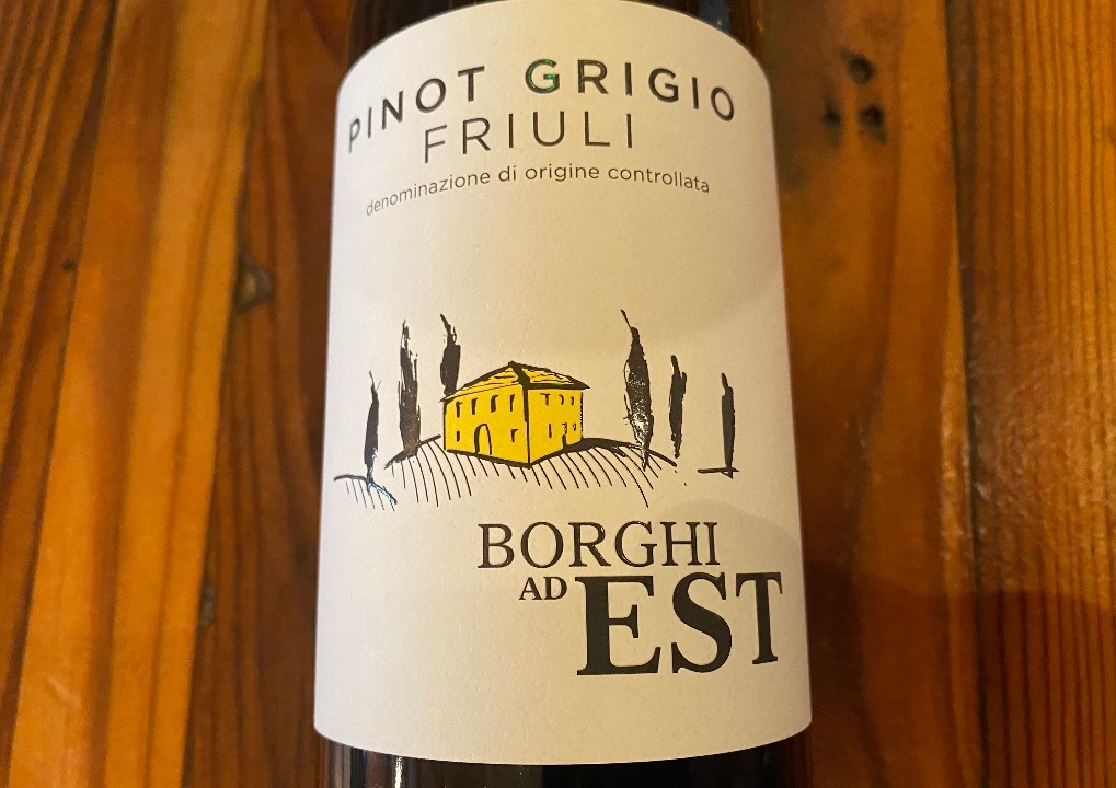 Pinot Grigio. Borghi Ad Est. Italy.