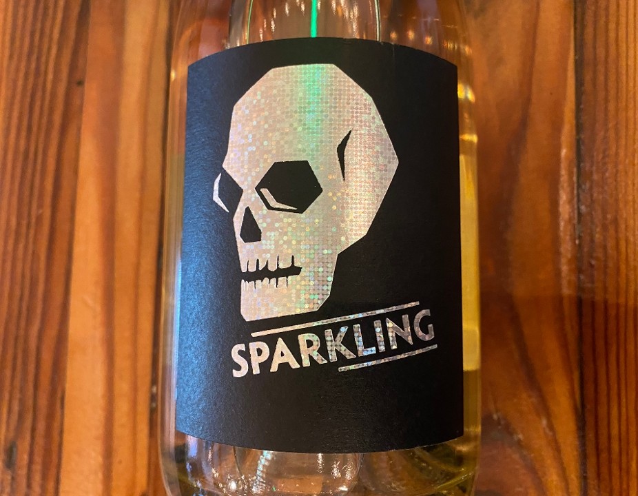 Sparkling Wine. Monte Rio Cellars, "Skull". CA.