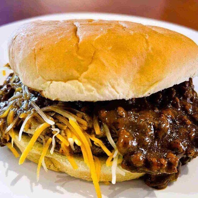 Chili Burger*