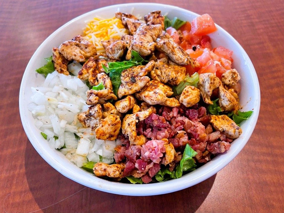 Grilled Chicken Salad*