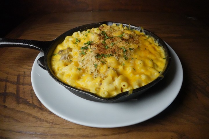 Grilled Steak & Bacon Mac & Cheese