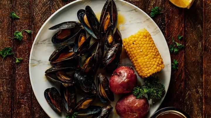 1/2 LB Mussels