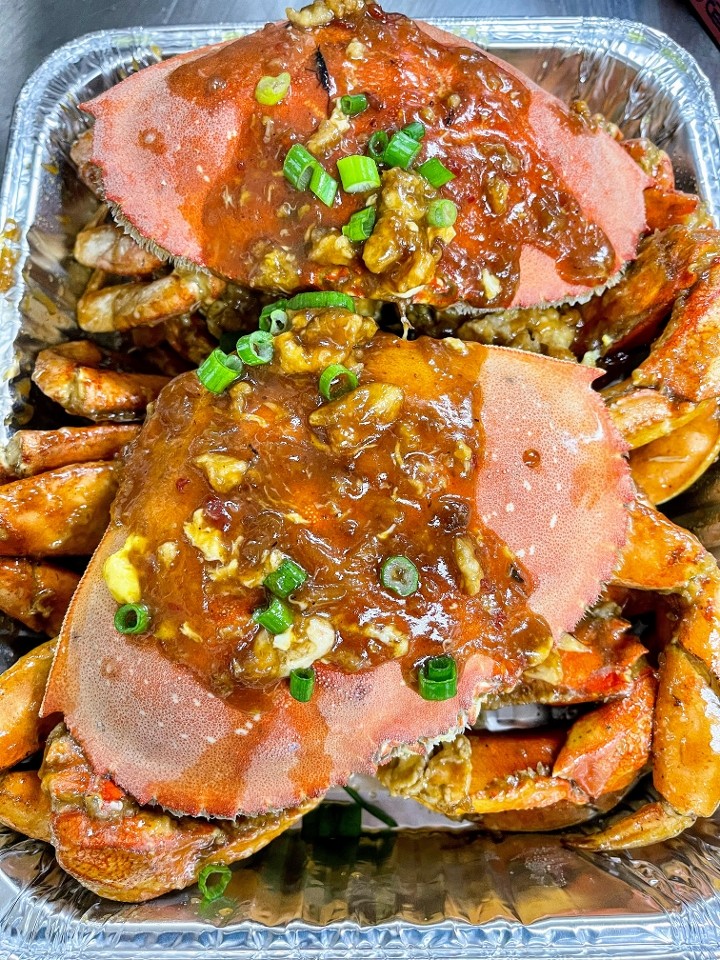Cua Rang Me - Dungness Crab Sauteed in Tamarind Sauce