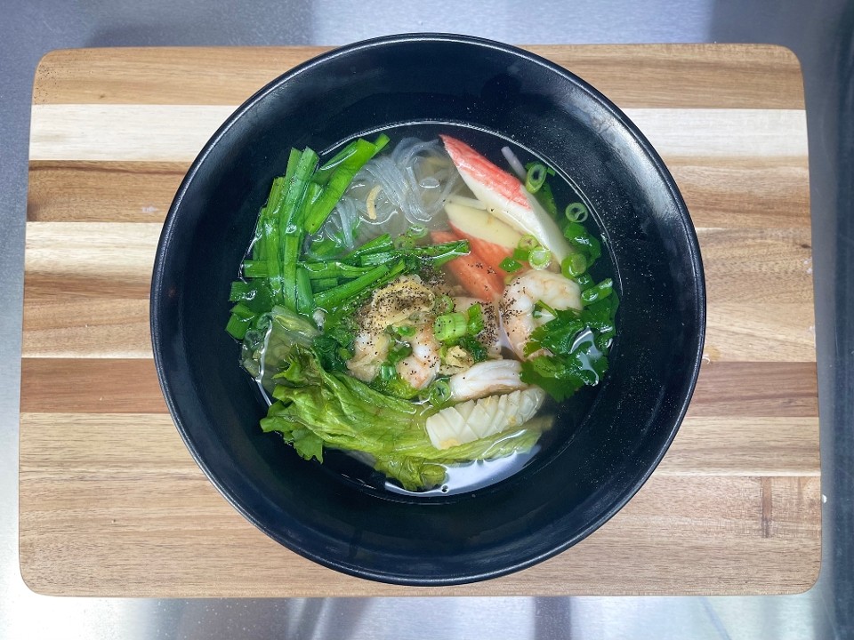 Hu Tieu Do Bien - Seafood Clear Noodle Soup