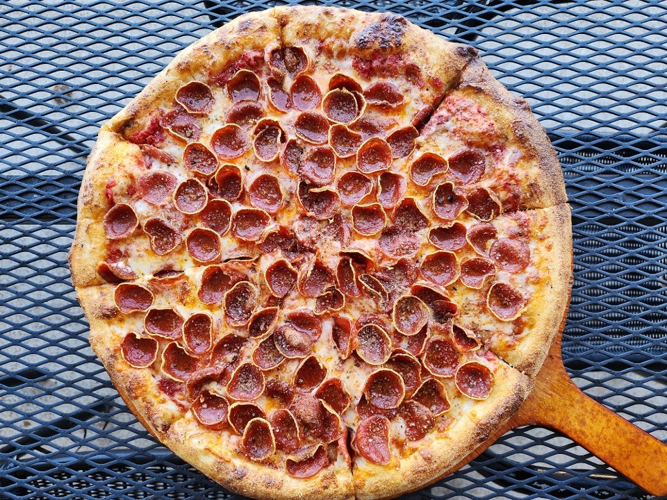 18" NY Style Pepperoni Party Pizza