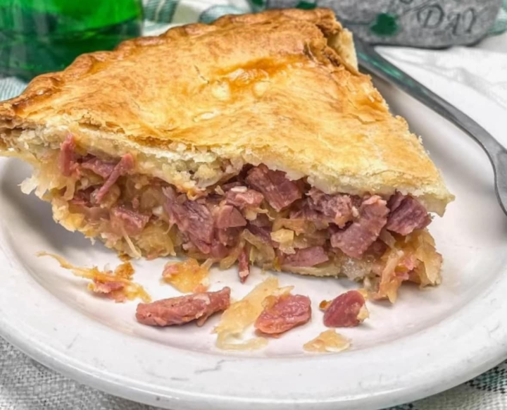 8" Reuben Corned Beef Pot Pie