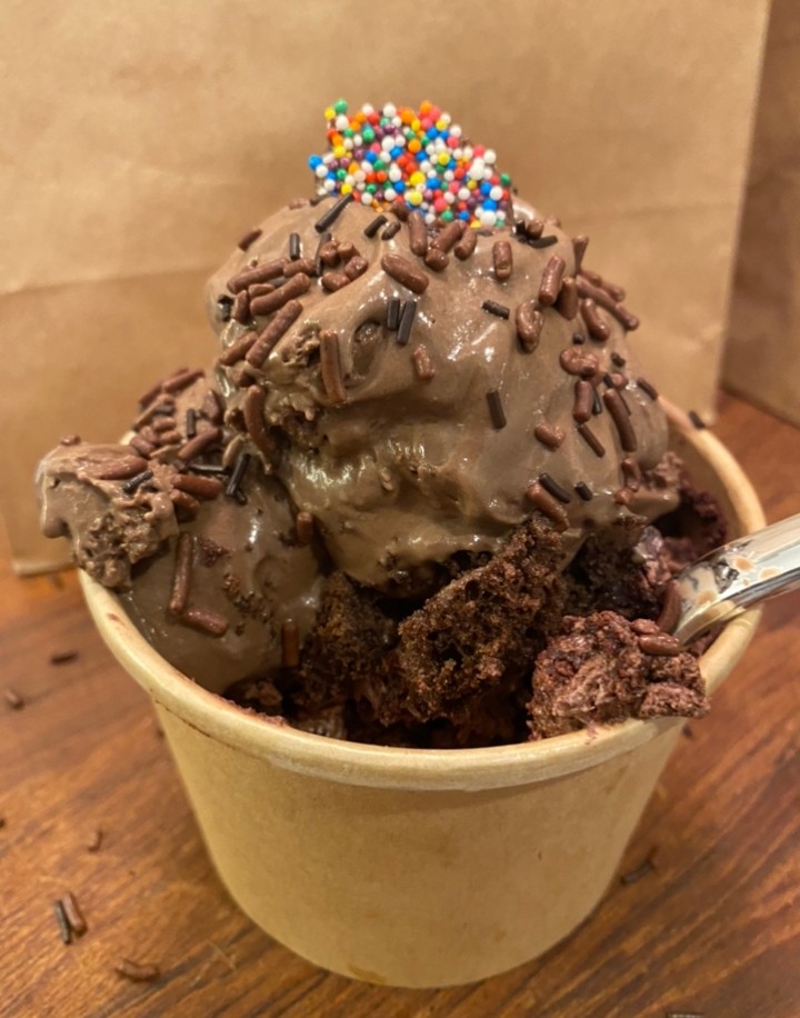 Hershey's New Sundae Creations Will Turn Any Bowl of Ice Cream Into a  Masterpiece