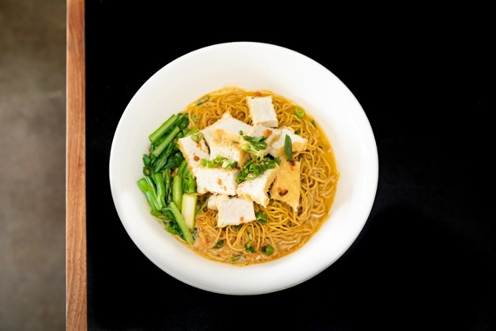 22. House Curry Noodle with Tofu