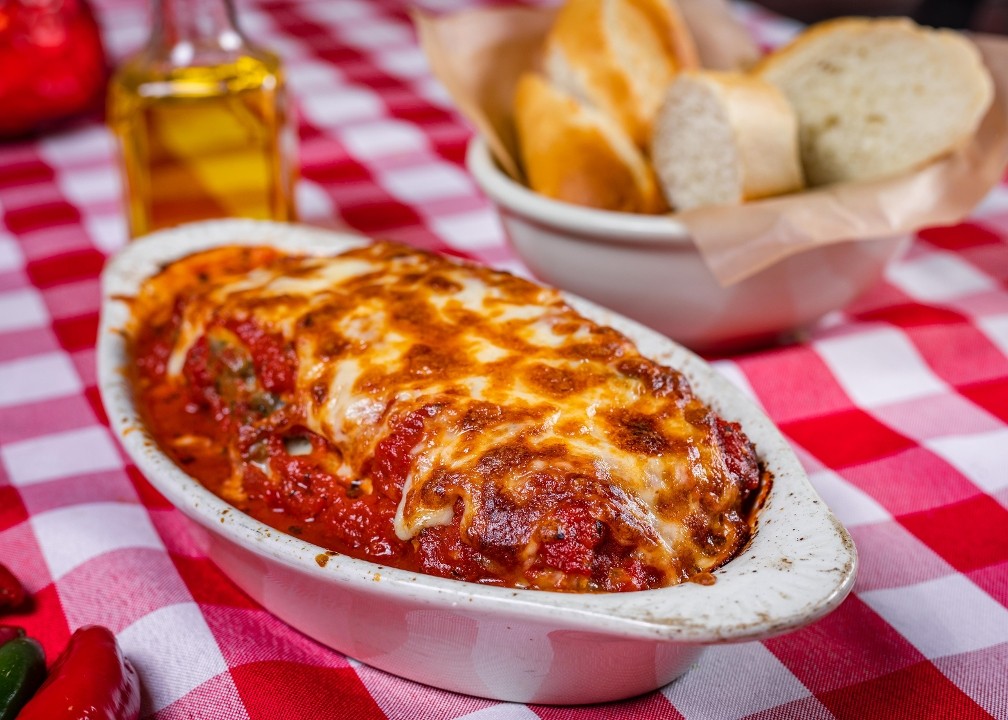 Homemade Lasagna Meat & Cheese