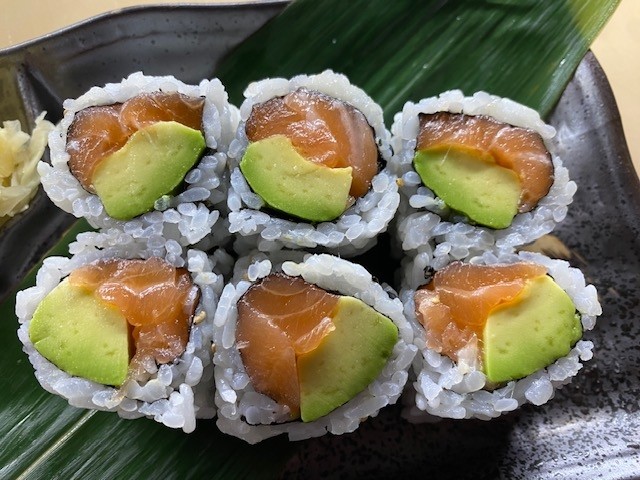 Salmon Avocado roll