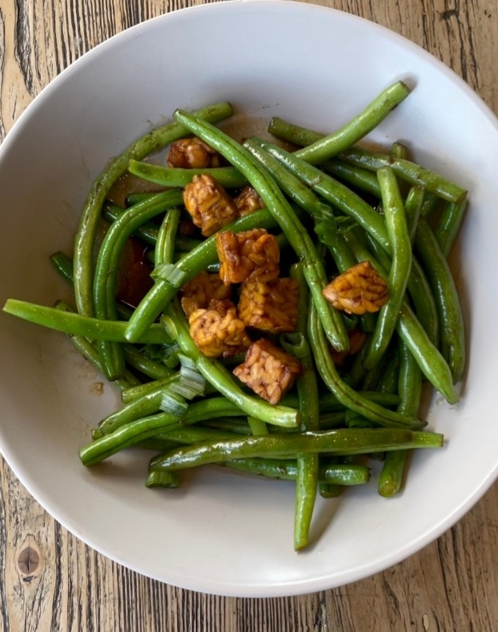 Asian tempeh and string beans