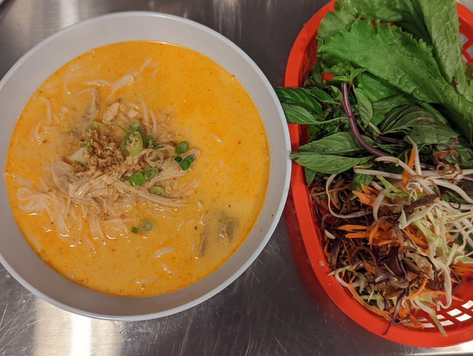 KHAO-BOON SOUP (Vermicelli coconut soup)