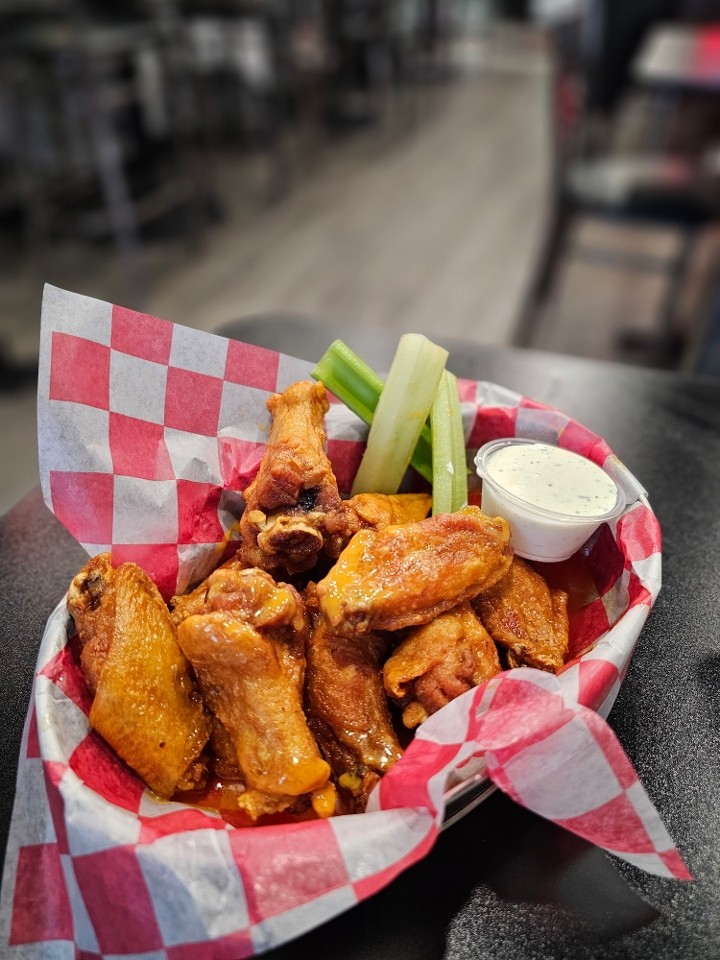Traditional WIngs (10)