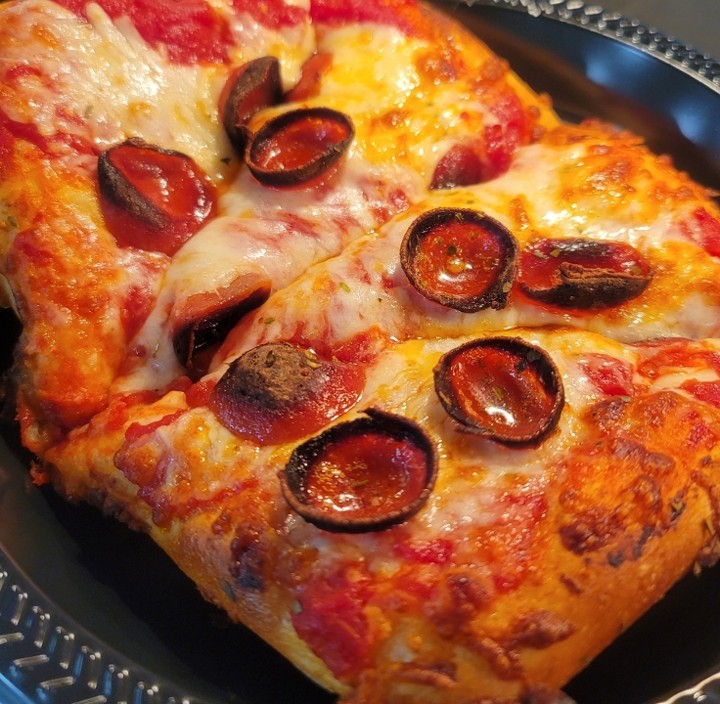 Cheese & Pepperoni Pizza