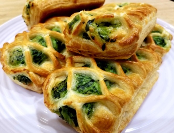 Spinach & Feta Croissant