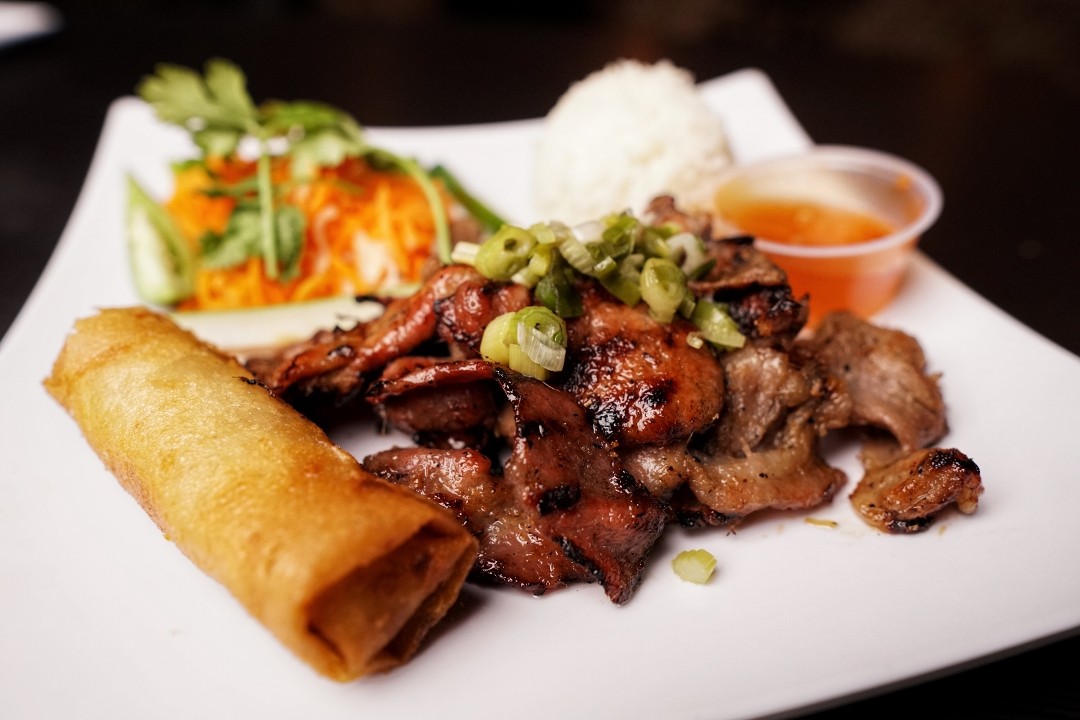 Hughie's Tavern & Viet Grill - N Shepherd