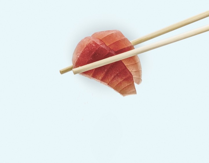 DK Sushi - Tuna Sashimi
