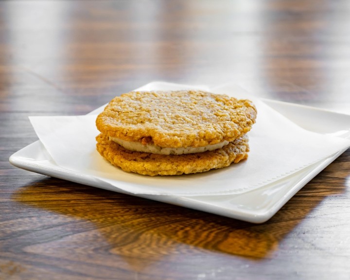 Oatmeal Moon Pie Cookie