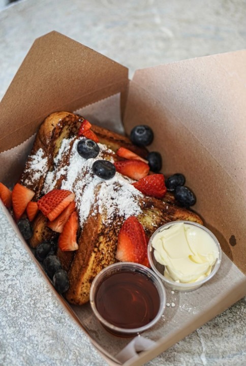 FT2- French Toast w/Berries