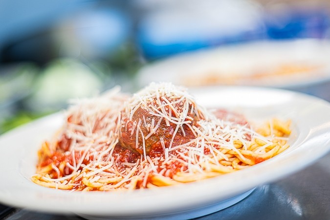 Kids Spaghetti w/ Meatballs
