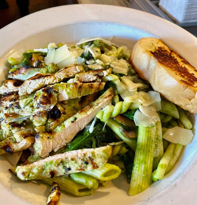 ORGANIC PESTO PASTA & CHICKEN